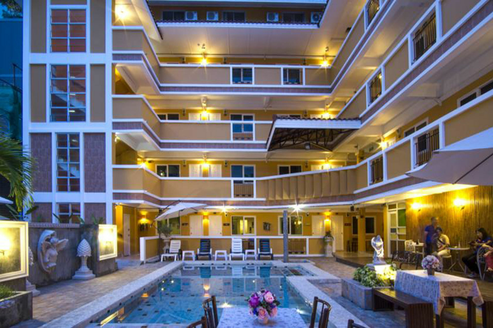 Jean Boutique Hotel Pattaya Bagian luar foto